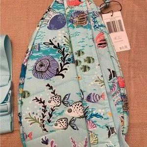 Vera Bradley | Bags | Vera Bradley Essential Compact Sling  display picture 3